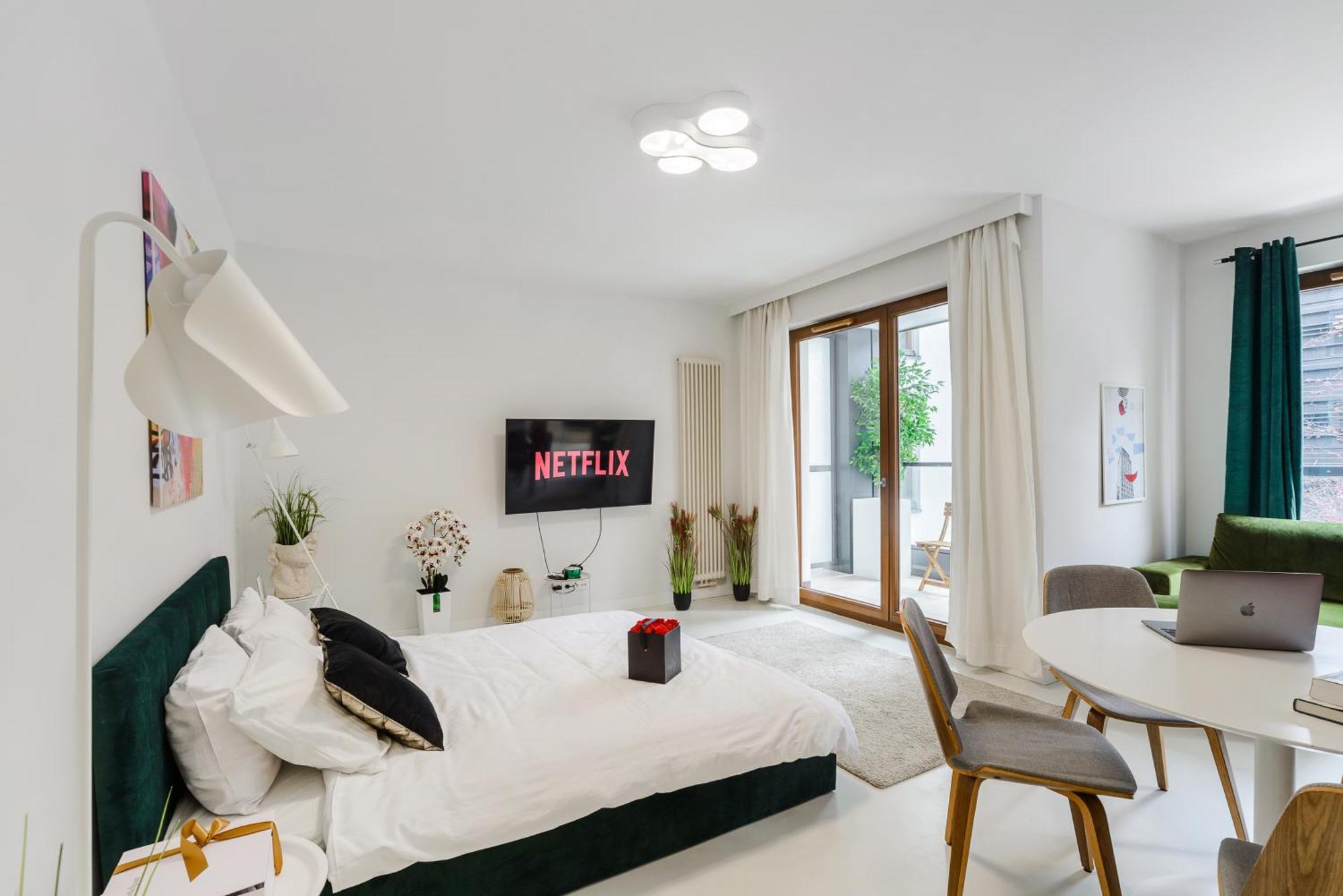 Lumina Apartment With Parking Near Muzeum Powstania ワルシャワ エクステリア 写真