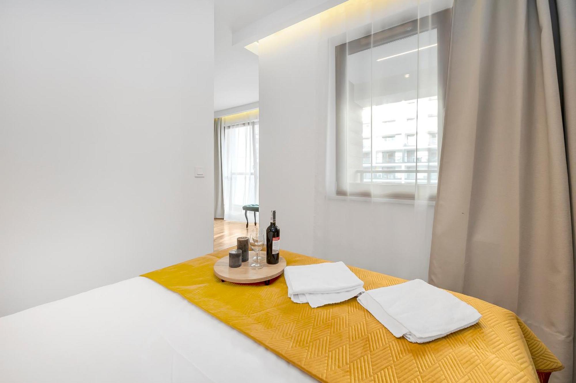 Lumina Apartment With Parking Near Muzeum Powstania ワルシャワ エクステリア 写真
