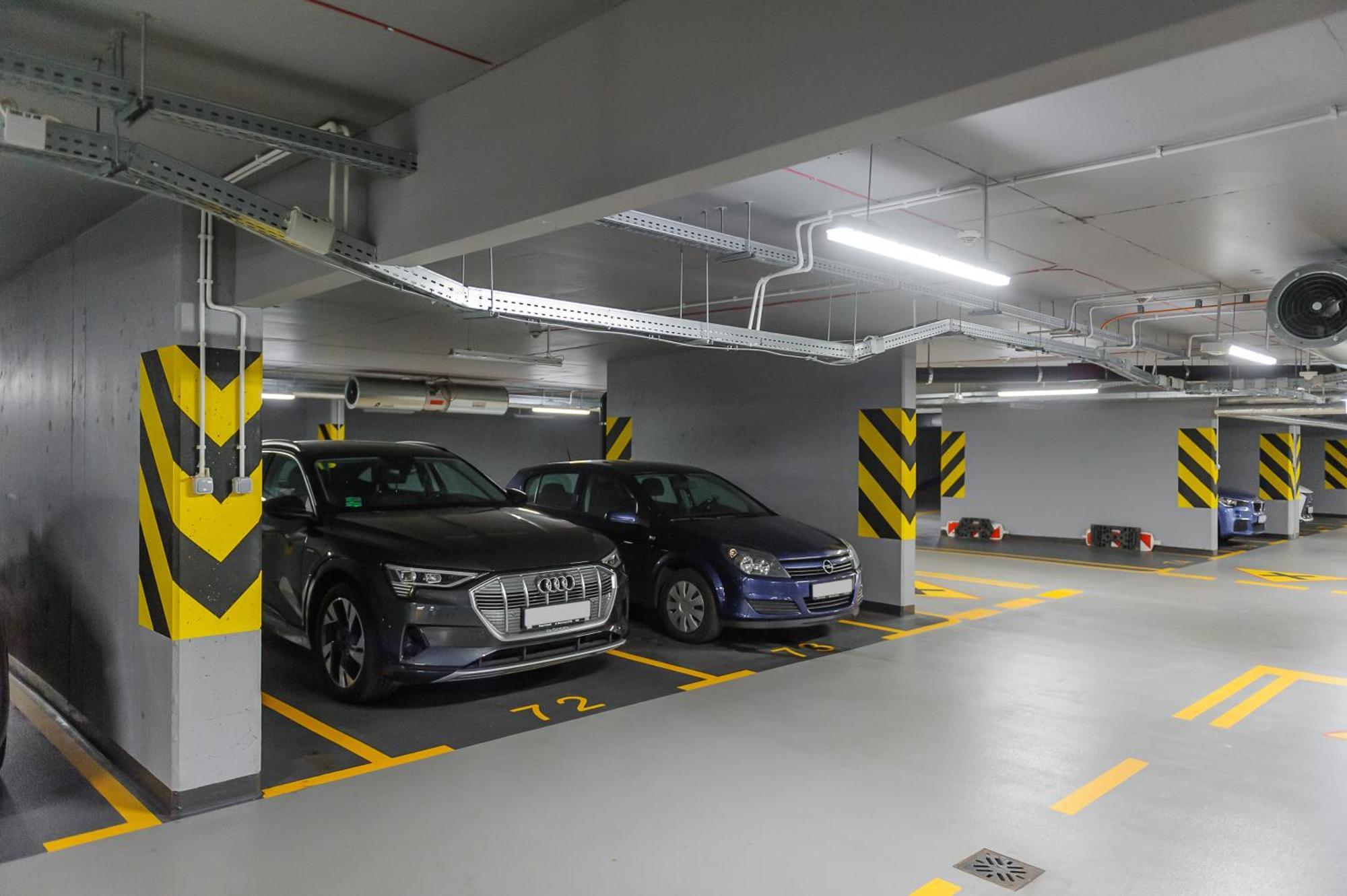 Lumina Apartment With Parking Near Muzeum Powstania ワルシャワ エクステリア 写真