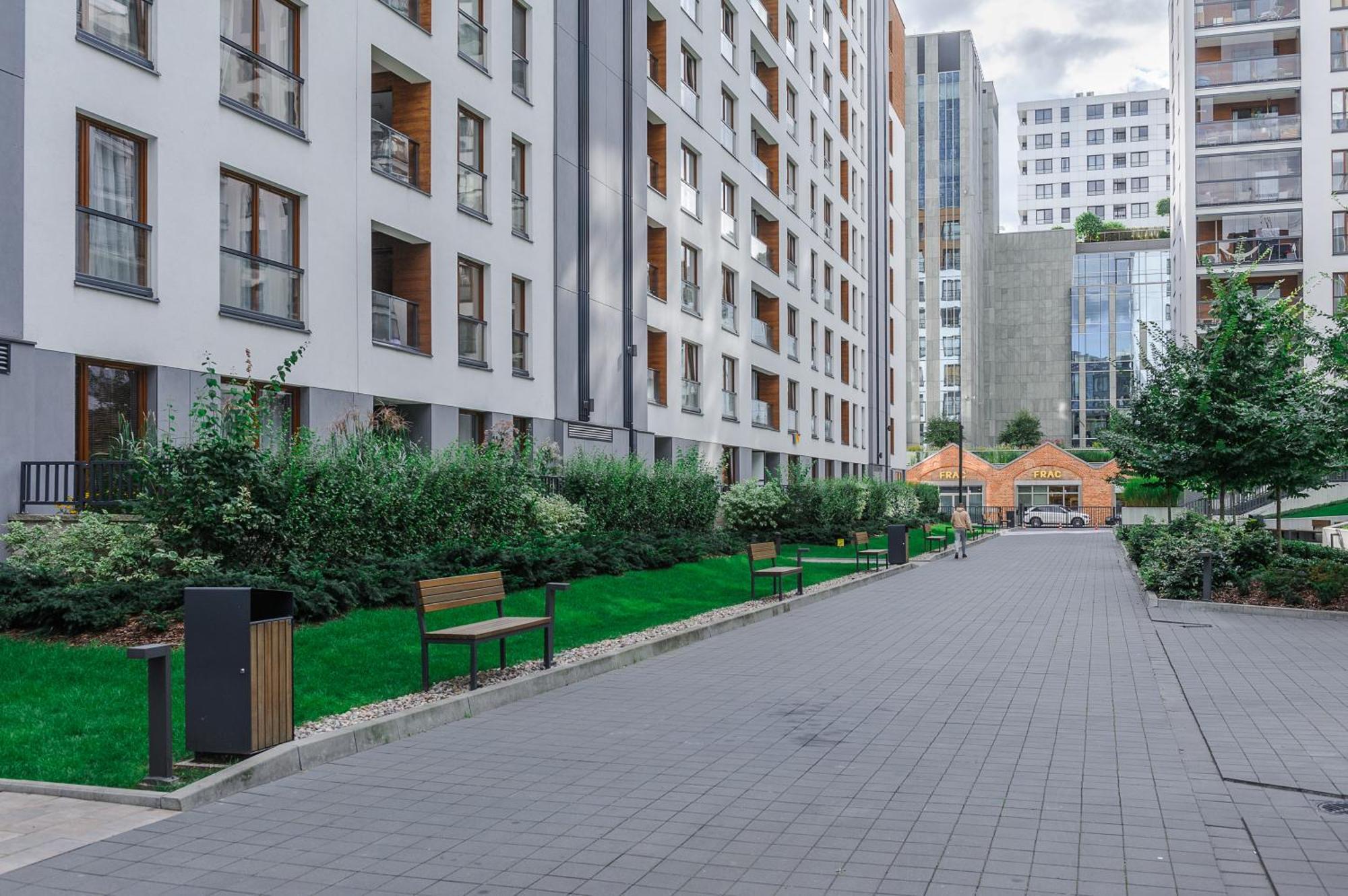 Lumina Apartment With Parking Near Muzeum Powstania ワルシャワ エクステリア 写真